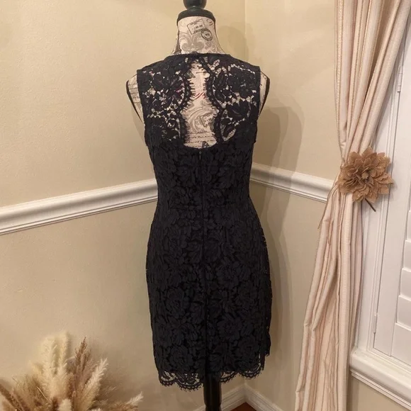 Banana Republic Navy Lace Sheath Dress Size 4 Elegant Cocktail Wedding Guest - Picture 7 of 10